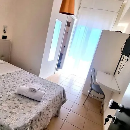 Hotel Bisanzio Cervia Exterior photo